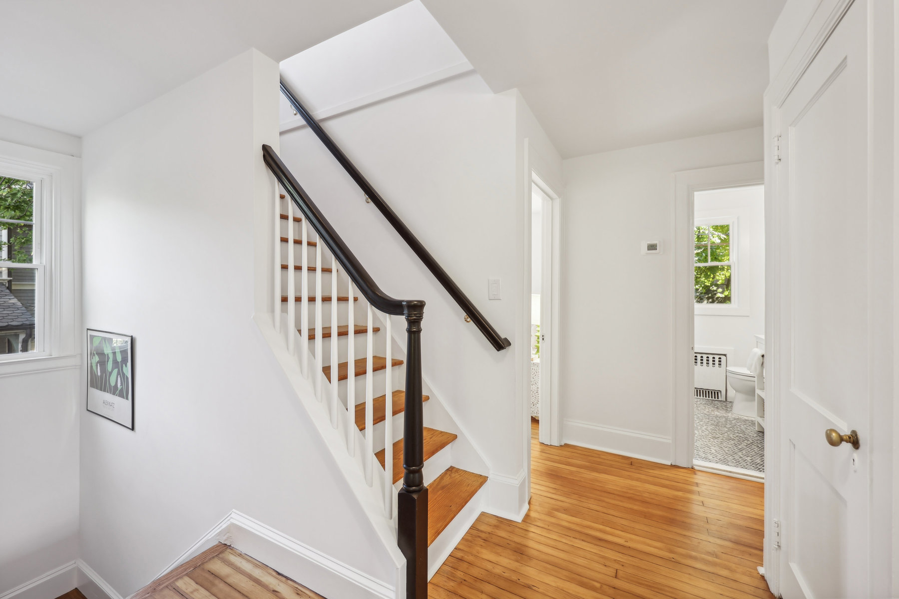 446 Richmond Ave, Maplewood - Stairs to third floor