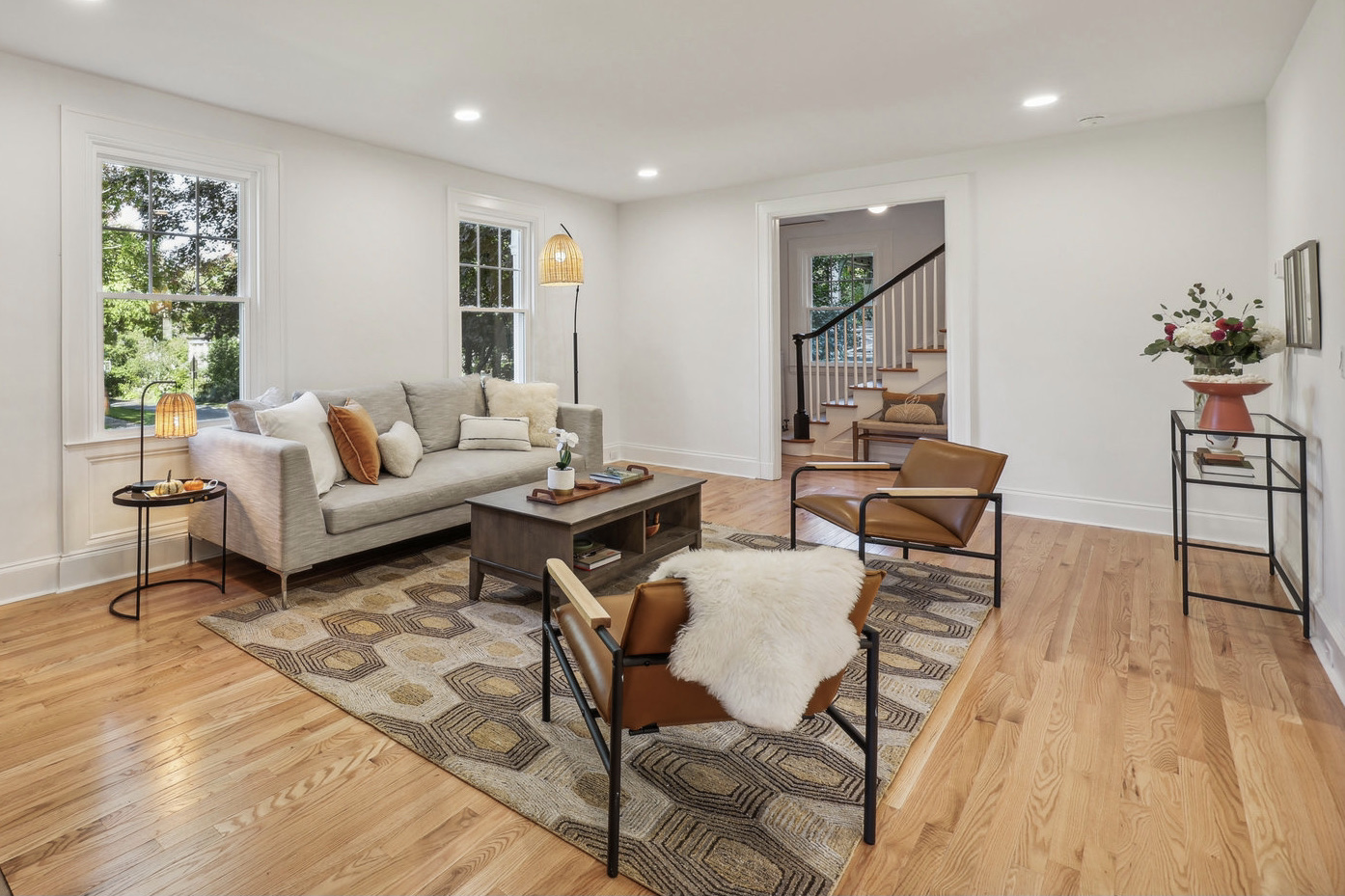 446 Richmond Ave, Maplewood - Living Room to Front Hall