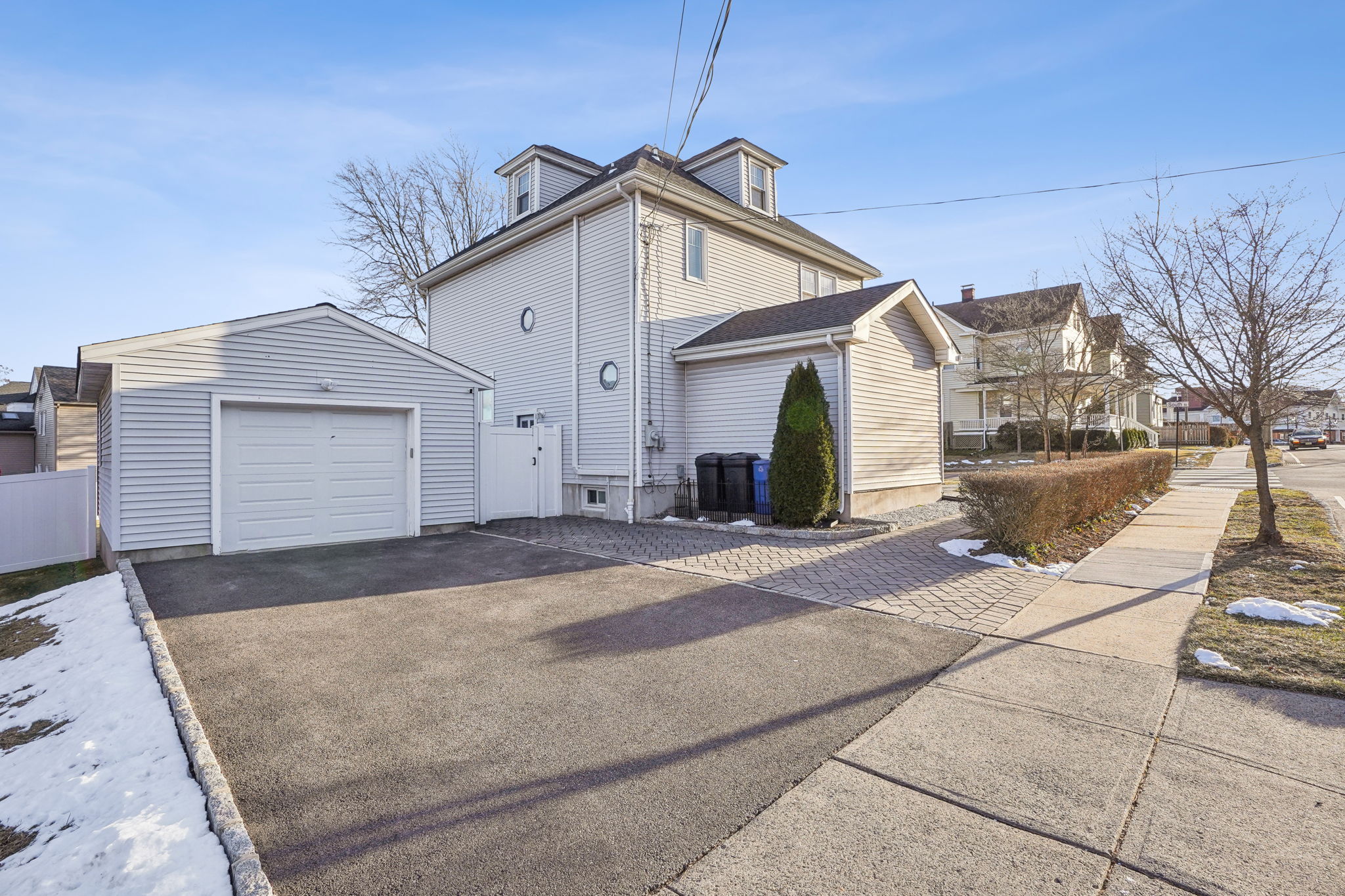 28 Park Ave, Summit - Driveway and Garage