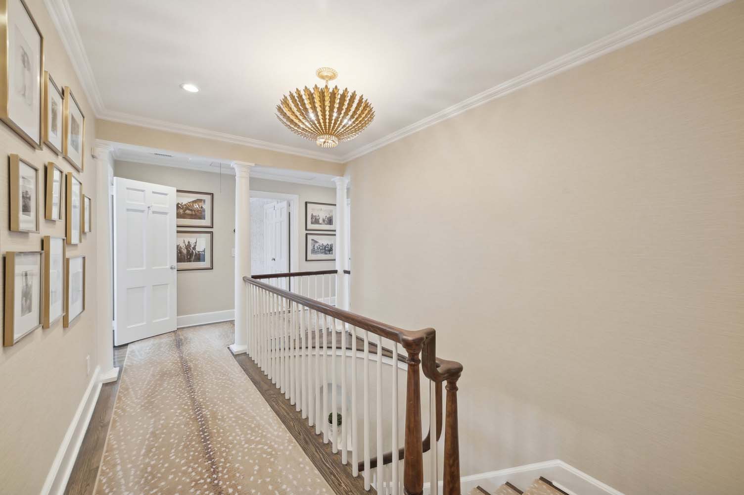 57 Prospect Hills Road, Summit - Second floor hallway