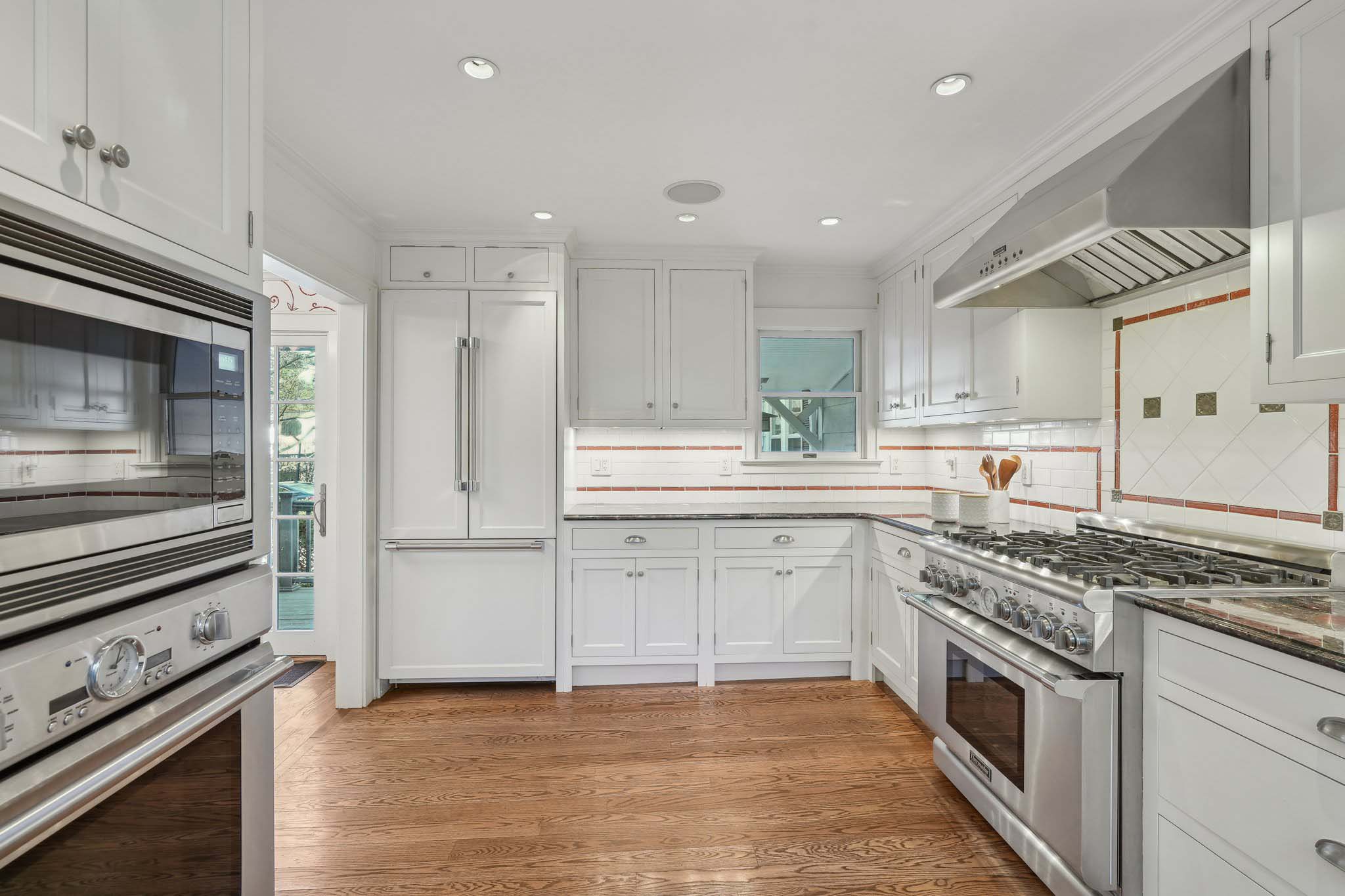 38 Campbell Road, Short Hills - kitchen